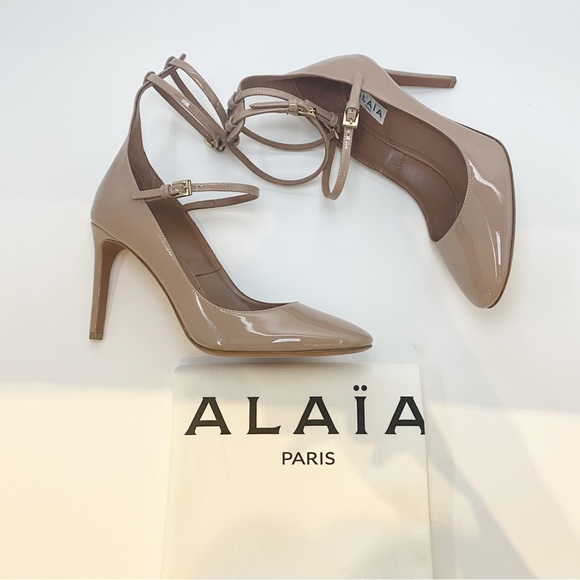 Alaia 90 Patent Leather Mary Jane Nude Pumps (Size 38) - Picture 9 of 9